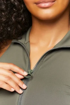 Active Mock Neck Zip-Up Crop Top
